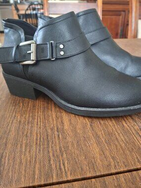 NWT Torrid Ankle Boots, Black, 8.5WW